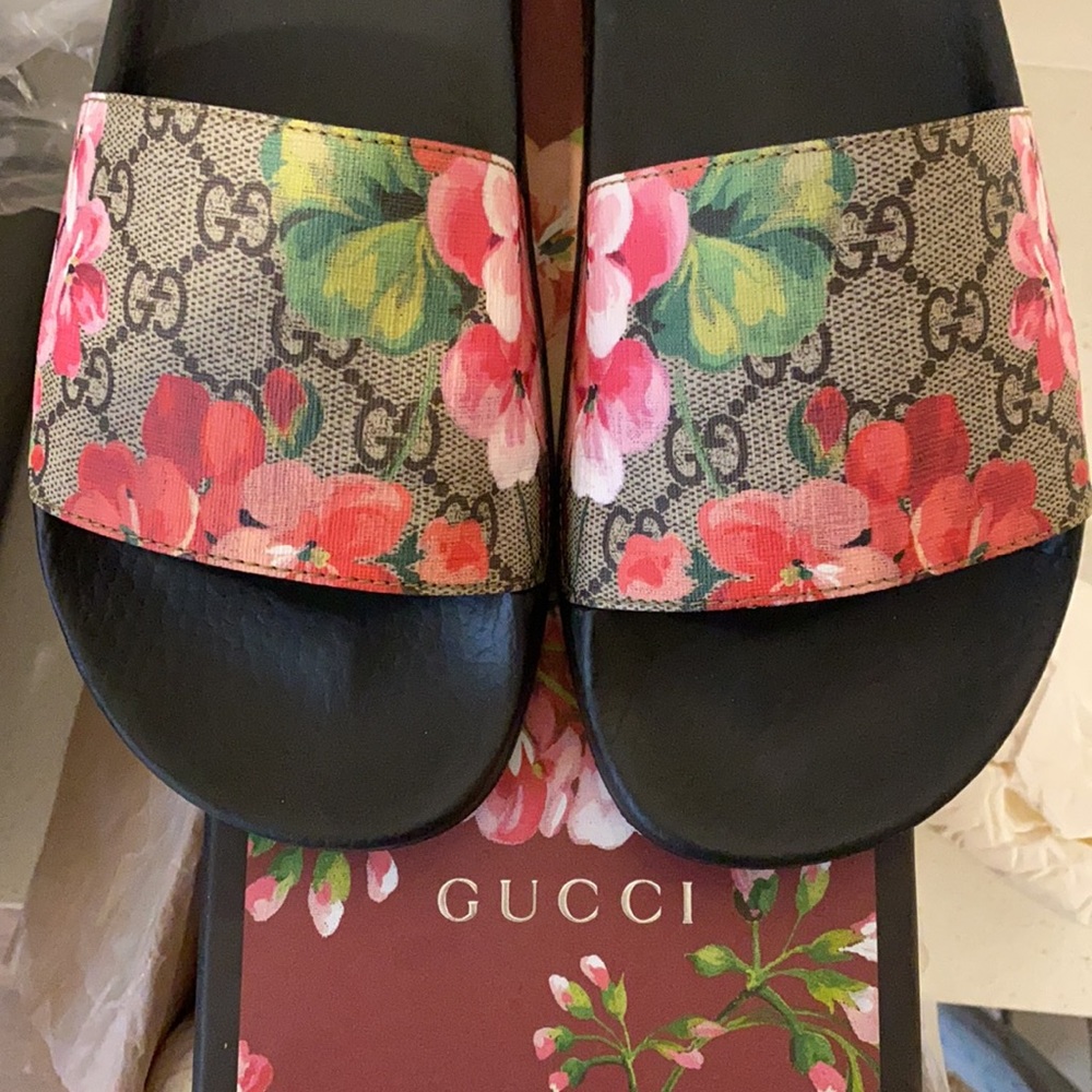 GG Blooms Supreme floral slide sandal
